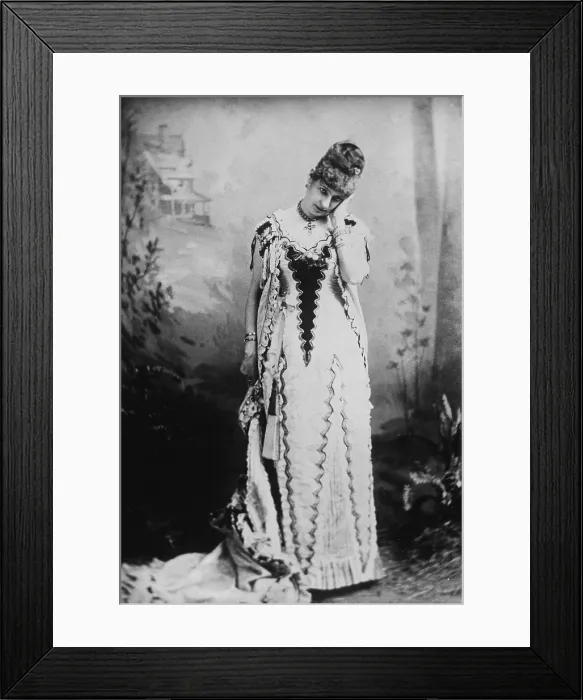 Framed Print : Sarah Orne Jewett (1849-1909) American writer of stories based on the life in Maine. 1900 portrait by Arnold Genthe Framed Print : Sarah Orne Jewett (1849-1909) American writer of stories based on the life in Maine. 1900 portrait by Arnold Genthe