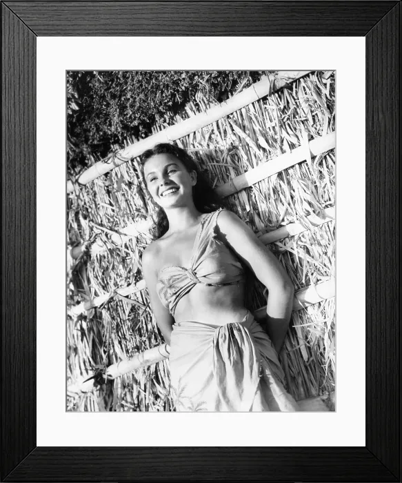 Framed Print : THE BLUE LAGOON, Jean Simmons, 1949