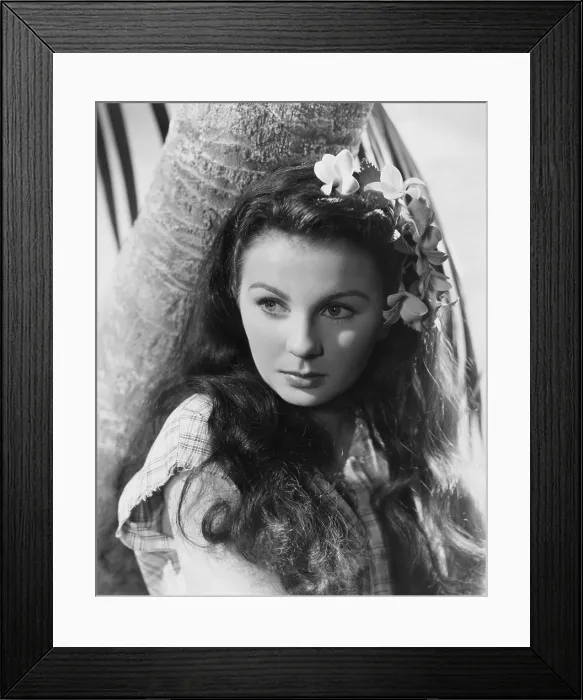Framed Print : THE BLUE LAGOON, Jean Simmons, 1949 Framed Print : THE BLUE LAGOON, Jean Simmons, 1949