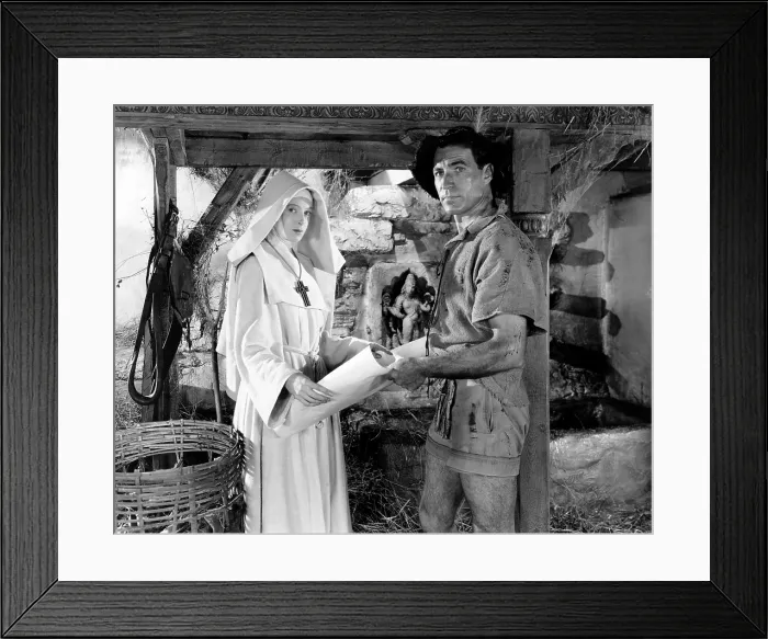 Framed Print : BLACK NARCISSUS, from left, Deborah Kerr, David Farrar, 1947