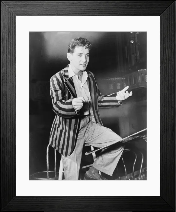 Framed Print : Leonard Bernstein (1918-1990), young conductor and musical director of New York City Symphony in 1945