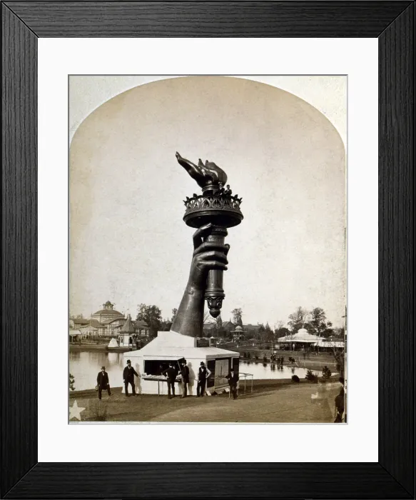 Framed Print : Statue of Liberty. The torch and part of the arm of the Statue of Liberty, on display at the 1876 Centennial Exhibition in Philadelphia. Stereograph ca. 1876
