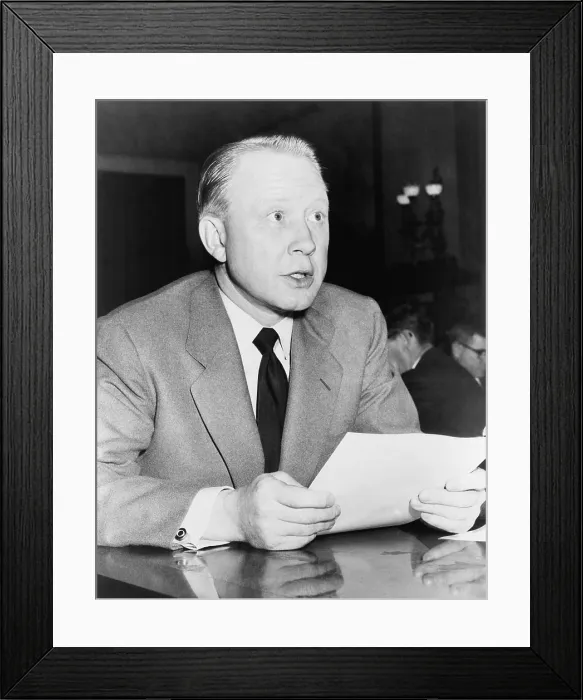 Framed Print : Frank Stanton (1908-2006), President of CBS, speaking at a meeting of radio and television news directing in New York. October 16, 1959