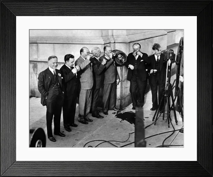 Framed Print : Prohibition: Wet Congressmen drinking beer outside the Capitol, the day after President Franklin D