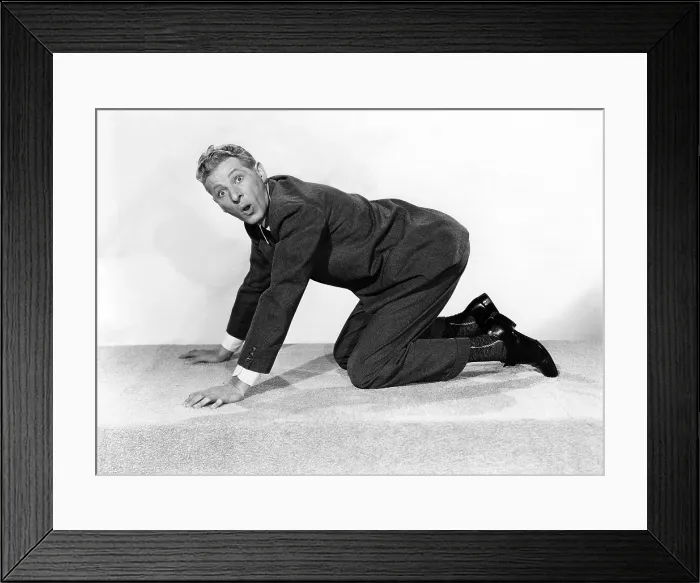 Framed Print : THE SECRET LIFE OF WALTER MITTY, Danny Kaye, 1947 Framed Print : THE SECRET LIFE OF WALTER MITTY, Danny Kaye, 1947