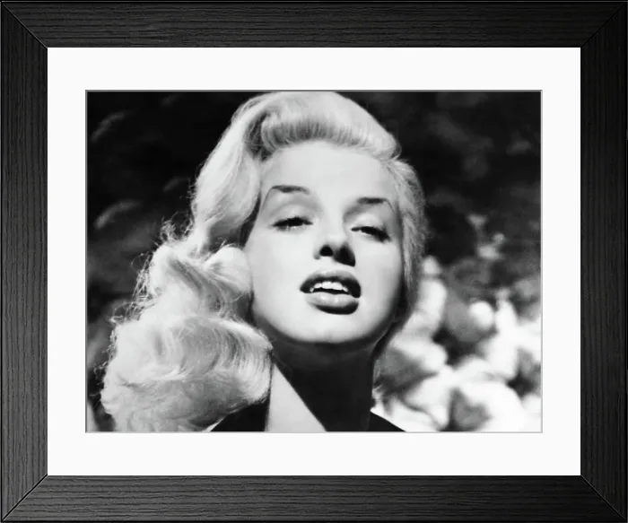 Framed Print : YIELD TO THE NIGHT, (aka BLONDE SINNER), Diana dors, 1956 Framed Print : YIELD TO THE NIGHT, (aka BLONDE SINNER), Diana dors, 1956