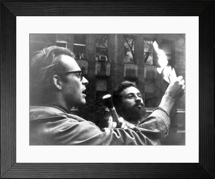 Framed Print : Paul O'Brien, a student at the University of Chicago burning his draft card at an anti-war rally, Chicago Illinois, October, 9, 1967. Courtesy: CSU Archives / Everett Collection Framed Print : Paul O'Brien, a student at the University of Chicago burning his draft card at an anti-war rally, Chicago Illinois, October, 9, 1967. Courtesy: CSU Archives / Everett Collection