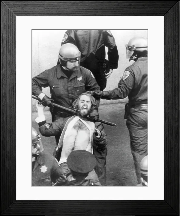 Framed Print : Vietnam War protester, San Francisco, California, 1975. Courtesy: CSU Archives / Everett Collection Framed Print : Vietnam War protester, San Francisco, California, 1975. Courtesy: CSU Archives / Everett Collection
