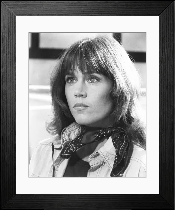 Framed Print : FUN WITH DICK AND JANE, Jane Fonda, 1977