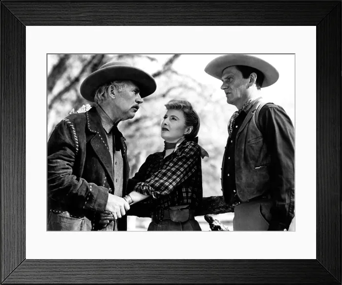Framed Print : THE FURIES, Walter Huston, Barbara Stanwyck, Wendell Corey, 1950