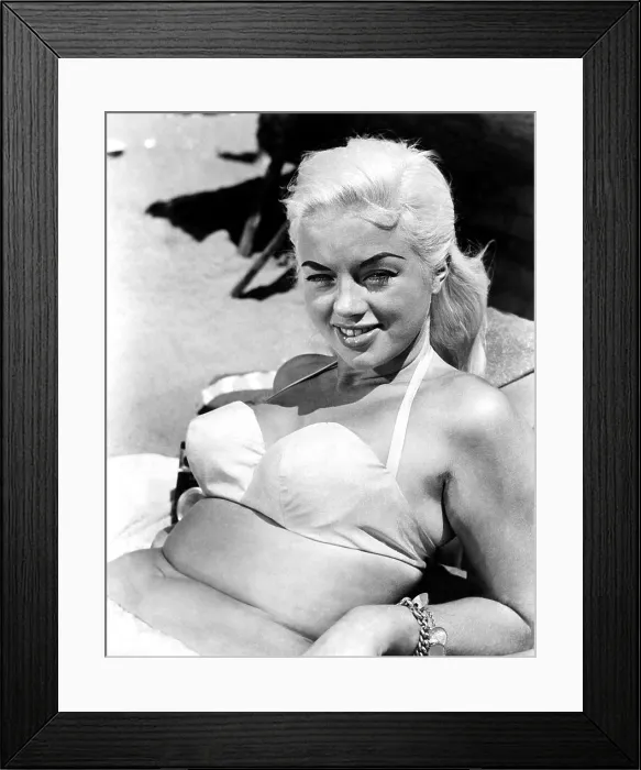 Framed Print : SCENT OF MYSTERY, Diana Dors, 1960
