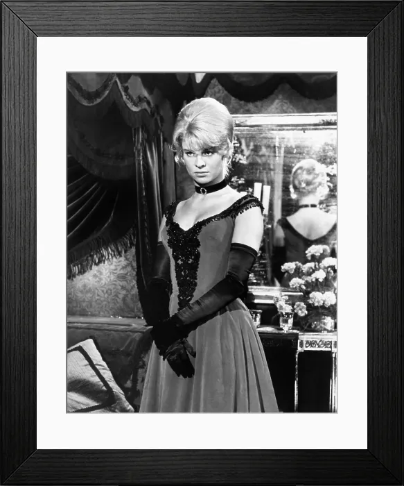 Framed Print : DOCTOR ZHIVAGO, Julie Christie, 1965