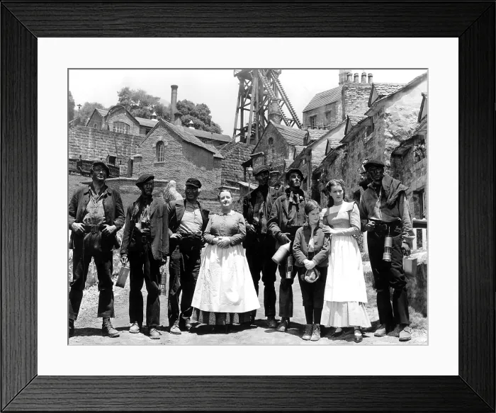 Framed Print : HOW GREEN WAS MY VALLEY, John Loder, Donald Crisp, Sara Allgood, Roddy McDowall, Maureen O'Hara, Patric Knowles, 1941, TM and Copyright (c) 20th Century-Fox Film Corp Framed Print : HOW GREEN WAS MY VALLEY, John Loder, Donald Crisp, Sara Allgood, Roddy McDowall, Maureen O'Hara, Patric Knowles, 1941, TM and Copyright (c) 20th Century-Fox Film Corp