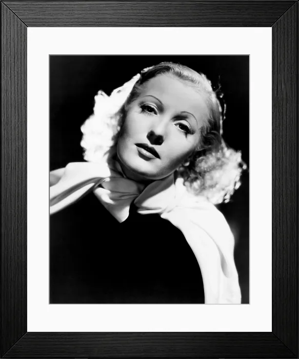 Framed Print : HOTEL IMPERIAL, Isa Miranda, 1939