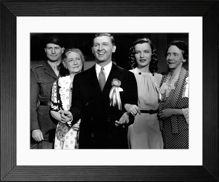 Framed Print : HAIL THE CONQUERING HERO, Georgia Caine, Eddie Bracken, Ella Raines, Elizabeth Patterson, 1944 Framed Print : HAIL THE CONQUERING HERO, Georgia Caine, Eddie Bracken, Ella Raines, Elizabeth Patterson, 1944