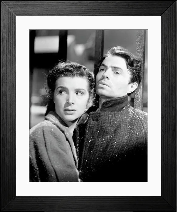 Framed Print : ODD MAN OUT, Kathleen Ryan, James Mason, 1947