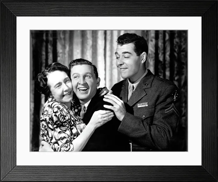 Framed Print : HAIL THE CONQUERING HERO, Elizabeth Patterson, Eddie Bracken, 1944 Framed Print : HAIL THE CONQUERING HERO, Elizabeth Patterson, Eddie Bracken, 1944