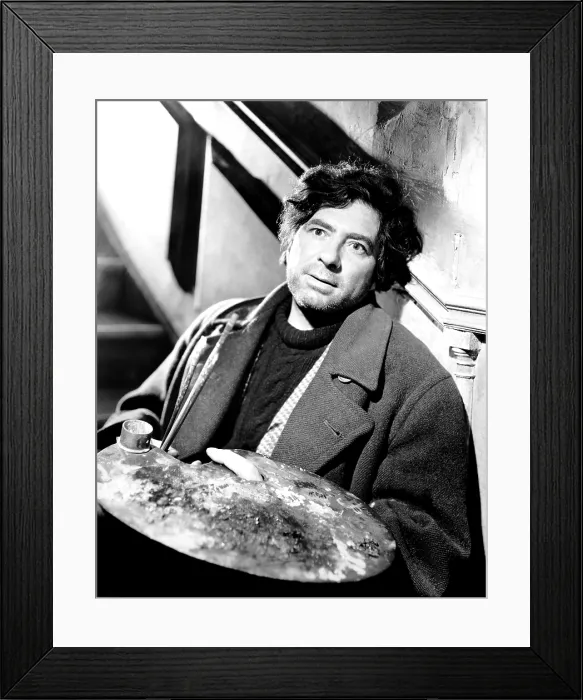 Framed Print : ODD MAN OUT, Robert Newton, 1947 Framed Print : ODD MAN OUT, Robert Newton, 1947
