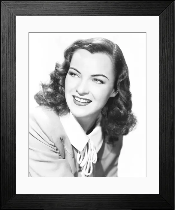 Framed Print : HAIL THE CONQUERING HERO, Ella Raines, 1944