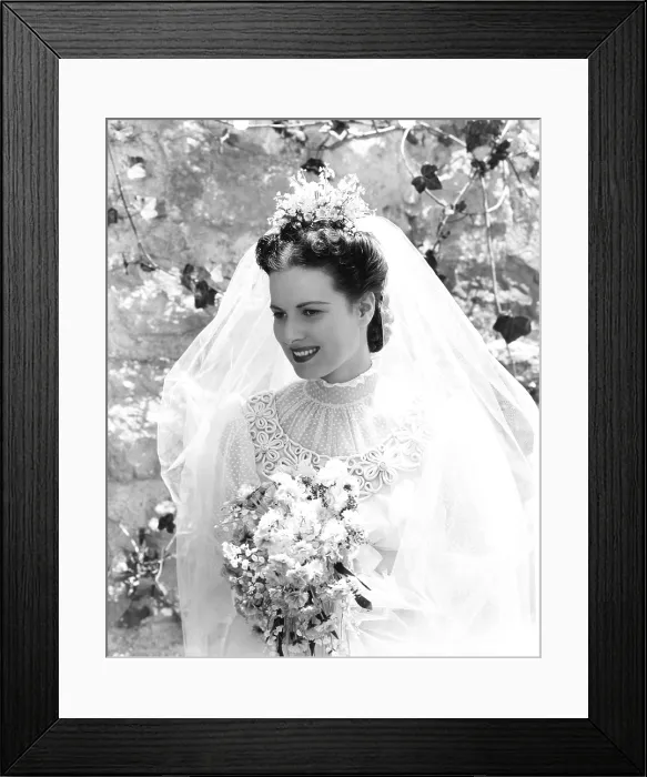 Framed Print : HOW GREEN WAS MY VALLEY, Maureen O'Hara, 1941, TM & Copyright 20th Century Fox Film Corp. / courtesy Everett Collection