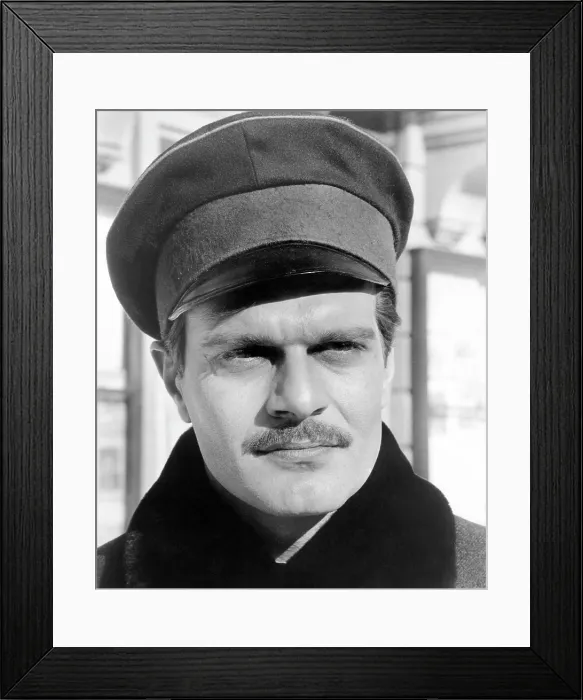 Framed Print : DOCTOR ZHIVAGO, Omar Sharif, 1965