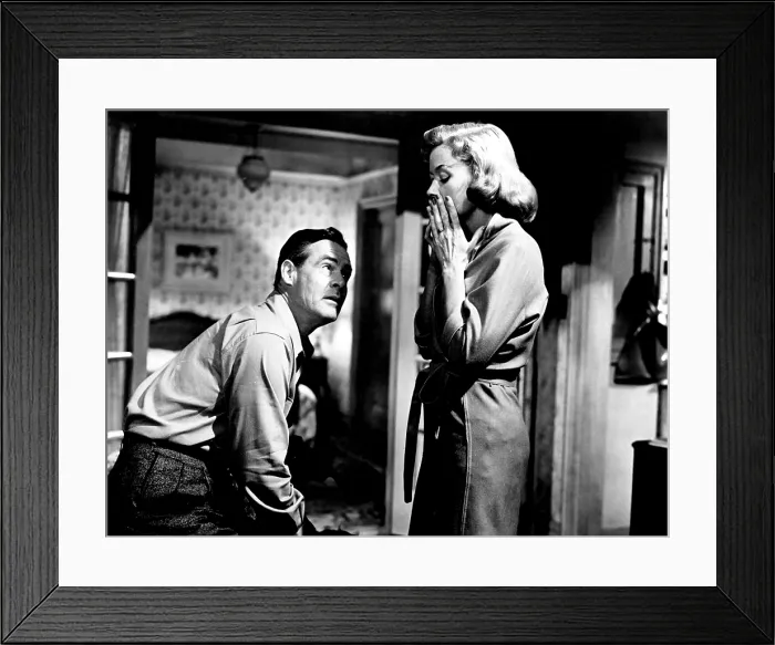 Framed Print : ODDS AGAINST TOMORROW, l-r: Robert Ryan, Gloria Grahame, 1959