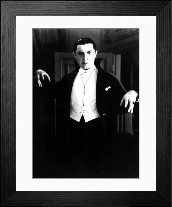 Framed Print : DRACULA, Bela Lugosi, 1931
