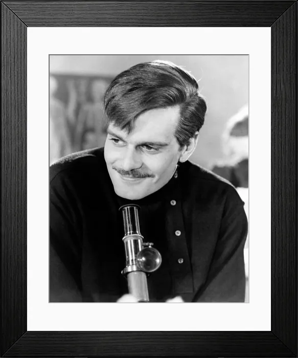Framed Print : DOCTOR ZHIVAGO, Omar Sharif, 1965