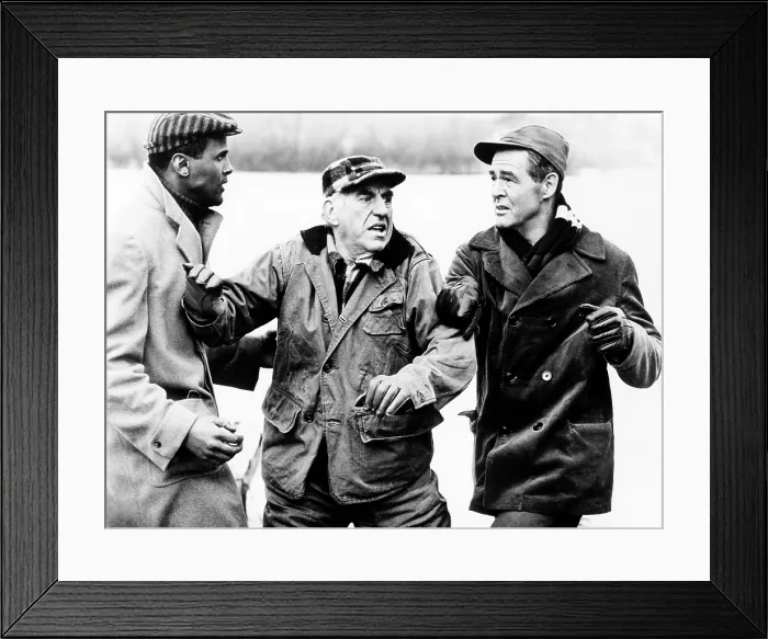 Framed Print : ODDS AGAINST TOMORROW, from left: Harry Belafonte, Ed Begley, Robert Ryan, 1959