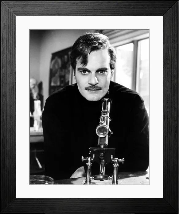 Framed Print : DOCTOR ZHIVAGO, Omar Sharif, 1965
