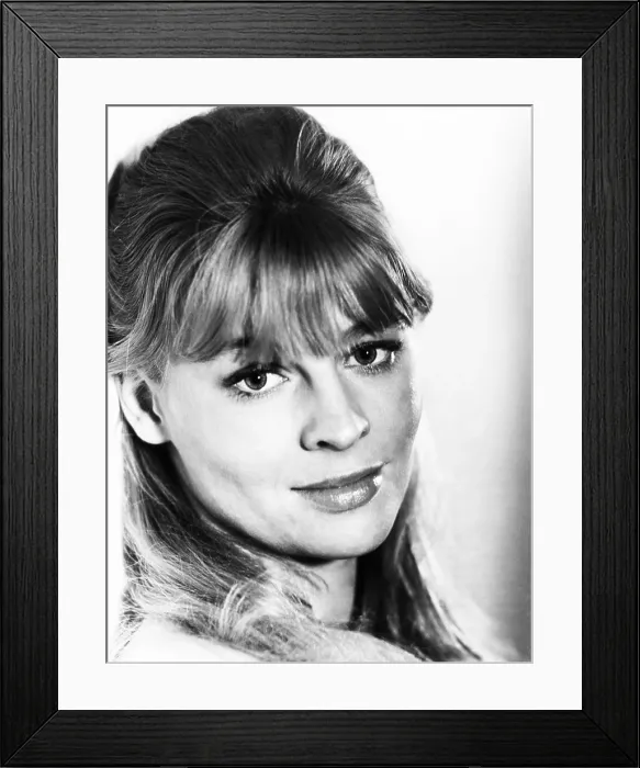 Framed Print : DOCTOR ZHIVAGO, Julie Christie, 1965 Framed Print : DOCTOR ZHIVAGO, Julie Christie, 1965