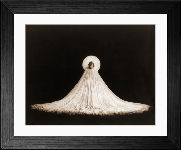 Framed Print : Loie Fuller, (1862-1928), American born dancer who spent most of her professional life after 1892 in France. 1901