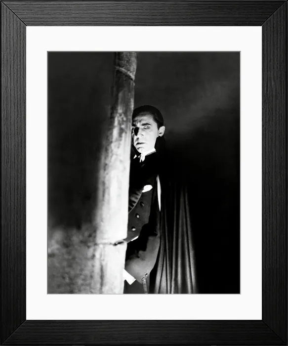 Framed Print : DRACULA, Bela Lugosi, 1931