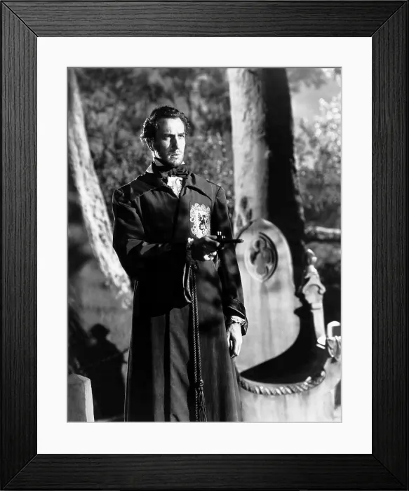 Framed Print : DRAGONWYCK, Vincent Price, 1946, TM & Copyright 20th Century Fox Film Corp. / courtesy Everett Collection