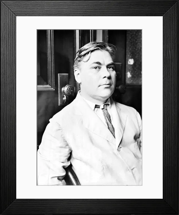 Framed Print : Don Marquis (1878-1937) American author and journalist wrote his newspaper columns in the voices of several characters, with different personalities. Ca. 1920 Framed Print : Don Marquis (1878-1937) American author and journalist wrote his newspaper columns in the voices of several characters, with different personalities. Ca. 1920