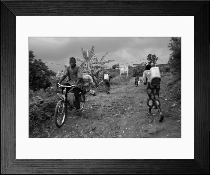 Framed Print : CONGO, Democratic Republic of the. NORTH KIVU. Democratic Republic of the Congo (2008). Kivu Conflict. AISA / Everett Collection**US SALES ONLY** Framed Print : CONGO, Democratic Republic of the. NORTH KIVU. Democratic Republic of the Congo (2008). Kivu Conflict. AISA / Everett Collection**US SALES ONLY**