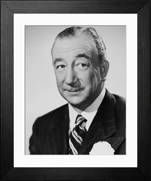 Framed Print : HEARTBEAT, Melville Cooper, 1946