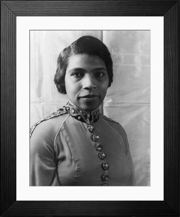 Framed Print : Marian Anderson (1897-1993), African American opera singer, received greater recognition in Europe in the 1930's than in America. 1940 portrait by Carl Van Vechten