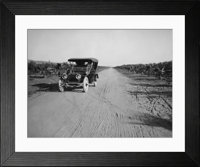 Framed Print : California, California Citrus Heritage Recording Project, view of Dufferin Avenue and vehicle, Riverside, Riverside County, circa 1930s