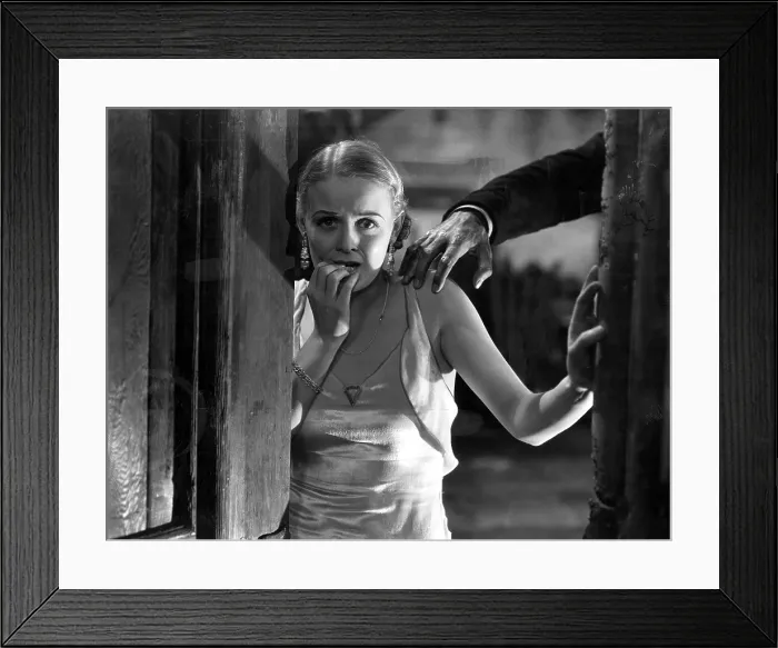 Framed Print : THE OLD DARK HOUSE, Gloria Stuart, 1932 Framed Print : THE OLD DARK HOUSE, Gloria Stuart, 1932