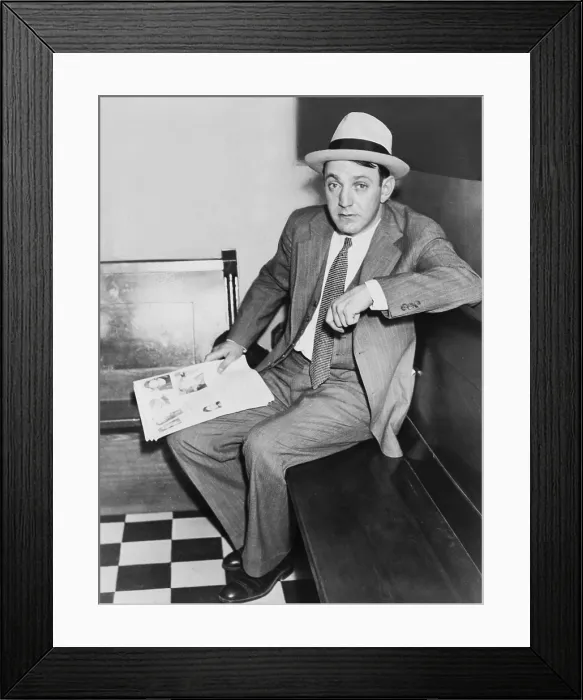 Framed Print : Dutch Schultz, born Arthur Flegenheimer (1902-1935), waiting for the verdict in the government's income tax case against him