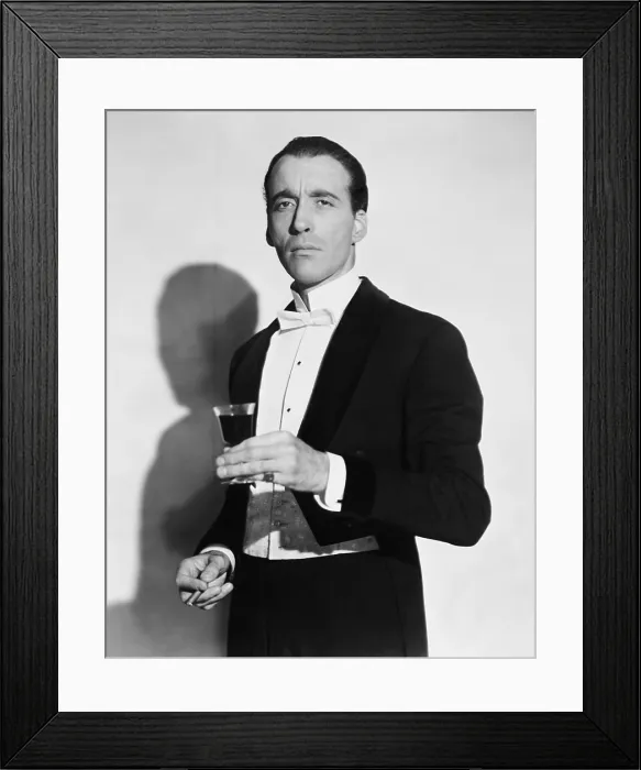 Framed Print : THE HOUND OF THE BASKERVILLES, from left: Christopher Lee, Marla Landi, 1959 Framed Print : THE HOUND OF THE BASKERVILLES, from left: Christopher Lee, Marla Landi, 1959