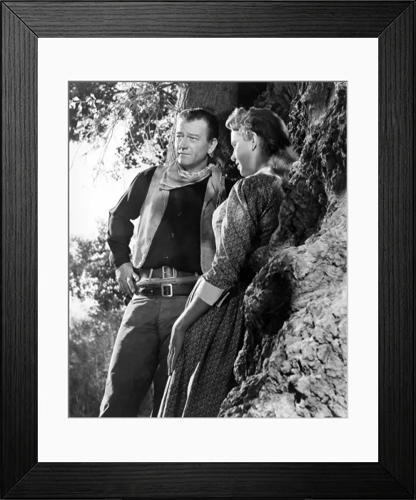 Framed Print : HONDO, John Wayne, Geraldine Page, 1953 Framed Print : HONDO, John Wayne, Geraldine Page, 1953