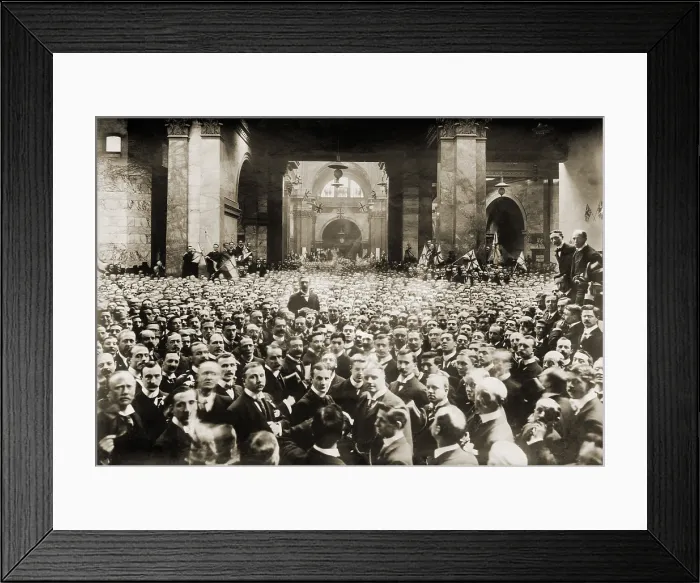 Framed Print : London stock brokers in a large group photo on Throgmorton St. outside the Stock Exchange. 1935 Framed Print : London stock brokers in a large group photo on Throgmorton St. outside the Stock Exchange. 1935