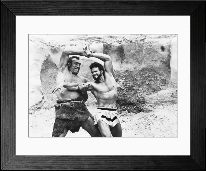 Framed Print : HERCULES UNCHAINED, (aka ERCOLE E LA REGINA DI LIDIA), from left: Primo Carnera, Steve Reeves, 1959