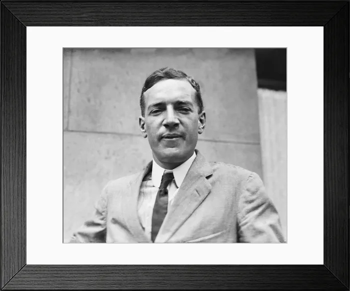 Framed Print : Upton Sinclair (1879-1968) American novelist whose best known work, The Jungle (1906), depicted dangerous