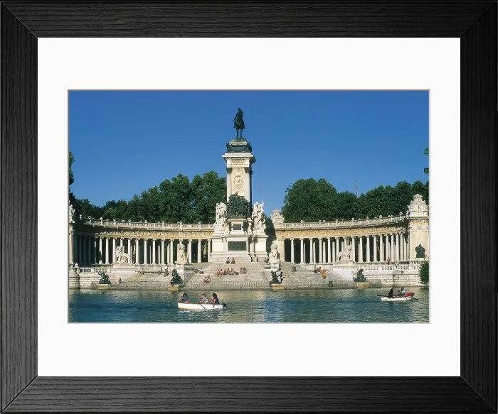 Framed Print : SPAIN. MADRID (AUTONOMOUS COMMUNITY). Madrid. Retiro Park. Pond and monument to Alfonso XII. AISA / Everett Collection**US SALES ONLY**