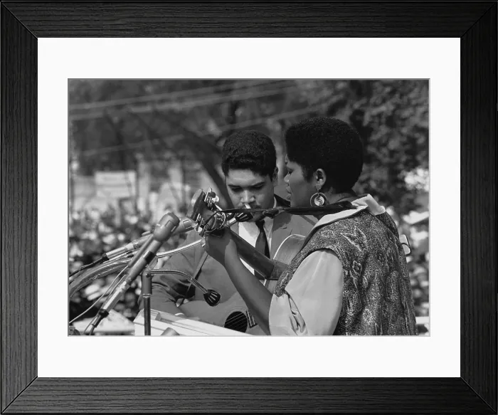 Framed Print : Singer Odetta at the 1963 Civil Rights March on Washington. Aug. 28, 1963