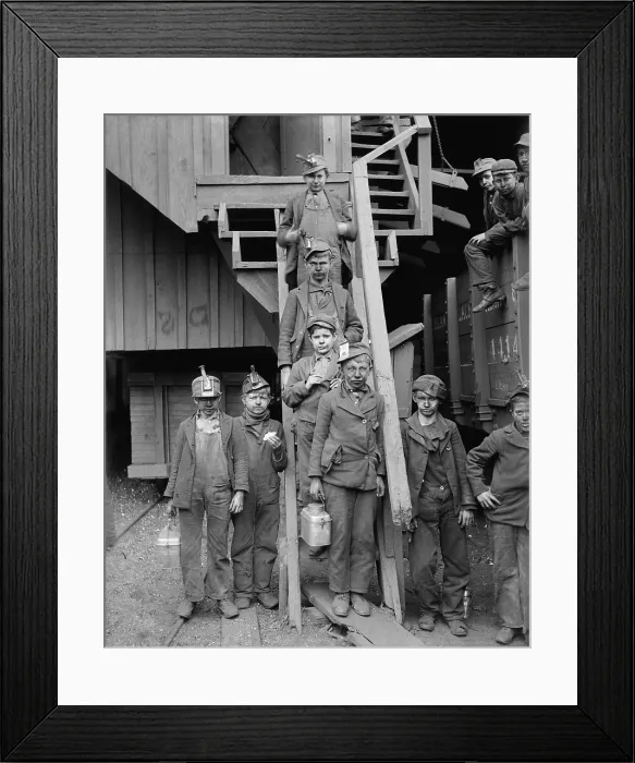 Framed Print : Dust covered Breaker Boys at the Woodward Coal Mines, Kingston, Pennsylvania. The youngest coal mine workers started at this dirty, unskilled work. C. 1900 Framed Print : Dust covered Breaker Boys at the Woodward Coal Mines, Kingston, Pennsylvania. The youngest coal mine workers started at this dirty, unskilled work. C. 1900