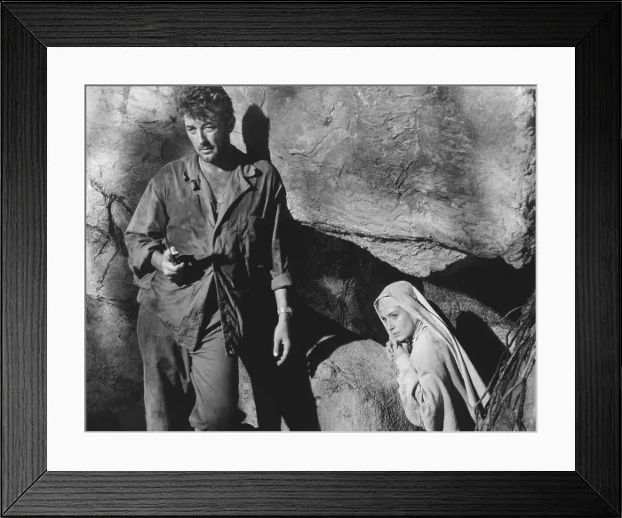 Framed Print : HEAVEN KNOWS, MR. ALLISON, from left: Robert Mitchum, Deborah Kerr, 1957, TM & Copyright 20th Century Fox Film Corp. / courtesy Everett Collection